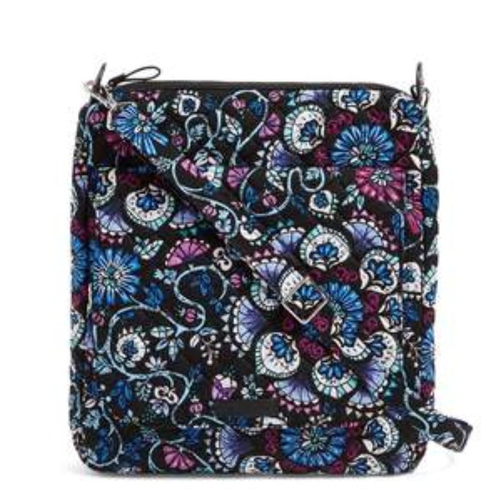 VB Carson Mailbag in Bramble print NWT